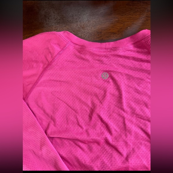 Pink lululemon long sleeve swiftly tech size 14 - Picture 3 of 4